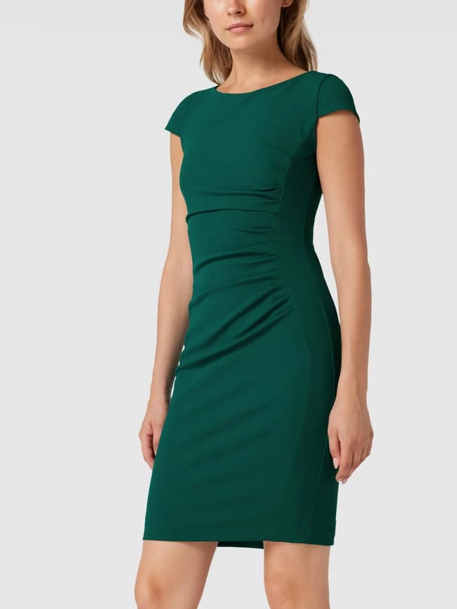 Paradi Cocktailkleid Mit Angeschnittenen Ärmeln Und Raffungen - Smaragdgrün 6 Paradi Cocktailkleid Mit Angeschnittenen Ärmeln Und Raffungen - Smaragdgrün – Bild 4