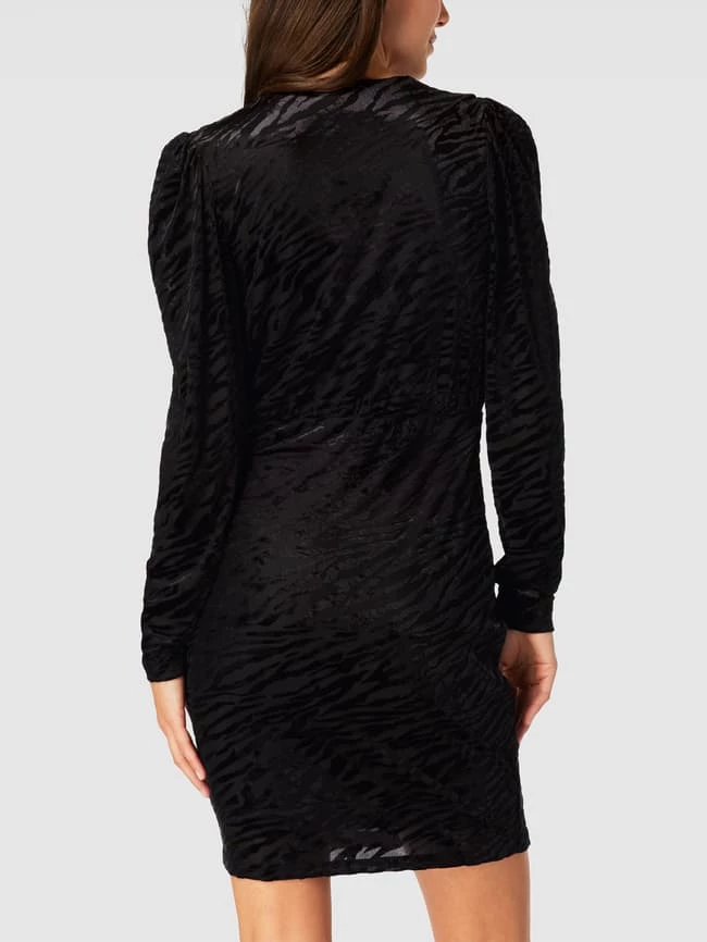 MbyM Knielanges Kleid Mit Strukturmuster Modell 'Delfina' - Schwarz 7 MbyM Knielanges Kleid Mit Strukturmuster Modell 'Delfina' - Schwarz – Bild 5