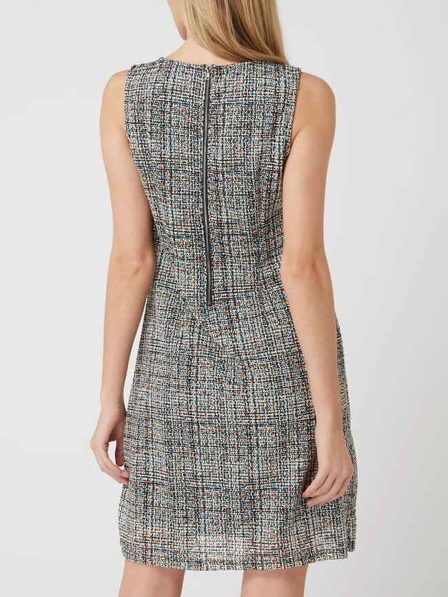 Apricot Etuikleid Aus Bouclé - Offwhite 7 Apricot Etuikleid Aus Bouclé - Offwhite – Bild 5