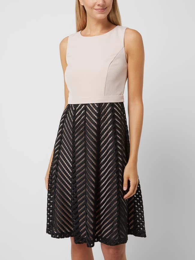 Christian Berg Cocktail Cocktailkleid Mit Spitze - Altrosa Meliert 6 Christian Berg Cocktail Cocktailkleid Mit Spitze - Altrosa Meliert – Bild 4