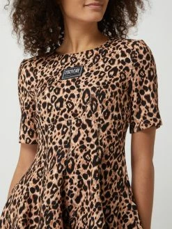 Versace Jeans Couture Kleid Mit Leopardenmuster - Mittelbraun 8 Versace Jeans Couture Kleid Mit Leopardenmuster - Mittelbraun -Polo Ralph Lauren Shop 75150cimakqj0ki16gp4kjqa95330liea4p4khq89134uiii9d650ii6agp44kqf8h350ihk6h6j0h21ad3jep9kcgrm6o9i6sr3aphk61ij4eb3cdimadphcgsmccj674s3epg