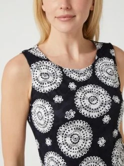 Apricot Kleid Mit Ornament-Muster - Marineblau 9 Apricot Kleid Mit Ornament-Muster - Marineblau -Polo Ralph Lauren Shop 7593ikid6h232jhg6oo58gqi751kqlad8l14qda89ssjgha5a0pkghi8aha4ghq5acp4ke2i60ojigid653j2p1l70qjcdb368pj2ohk6gr62e1hcdijaohncoqjie3474oj0p8