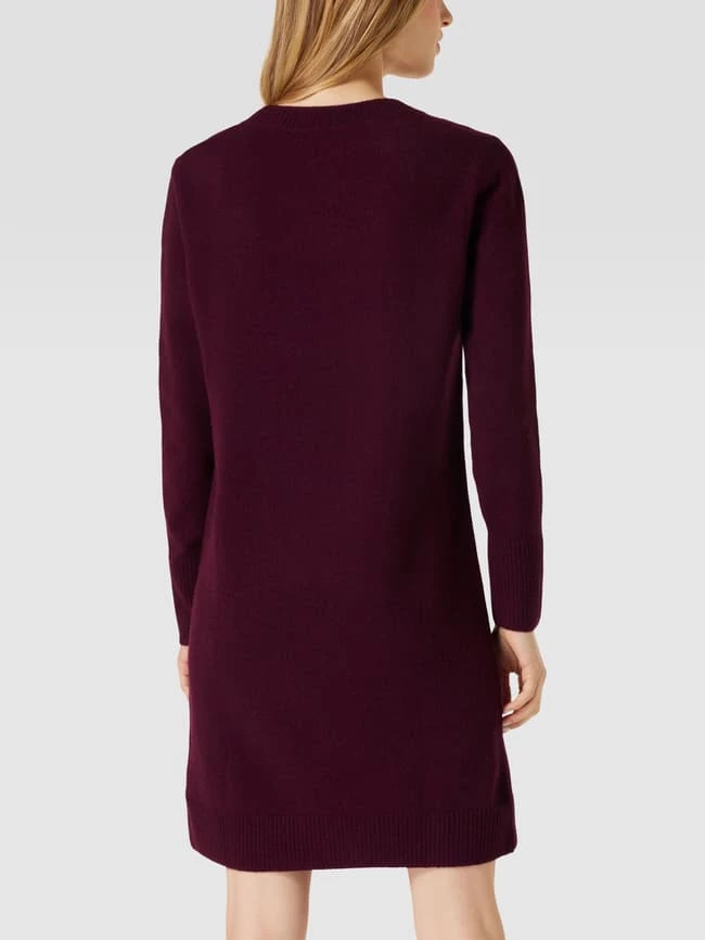 Christian Berg Woman Knielanges Strickkleid Mit Geripptem Rundhalsausschnitt - Bordeaux Rot 7 Christian Berg Woman Knielanges Strickkleid Mit Geripptem Rundhalsausschnitt - Bordeaux Rot – Bild 5