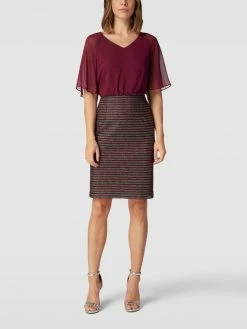 Swing Cocktailkleid Mit Abgerundetem V-Ausschnitt - Bordeaux Rot