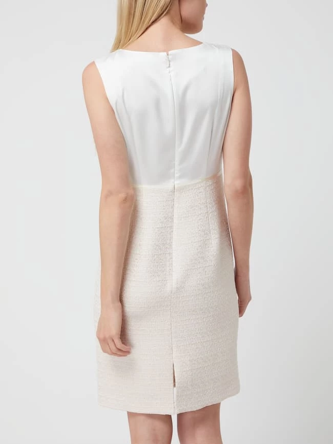 Christian Berg Cocktail Cocktailkleid Aus Satin Und Bouclé - Sand Meliert 7 Christian Berg Cocktail Cocktailkleid Aus Satin Und Bouclé - Sand Meliert – Bild 5