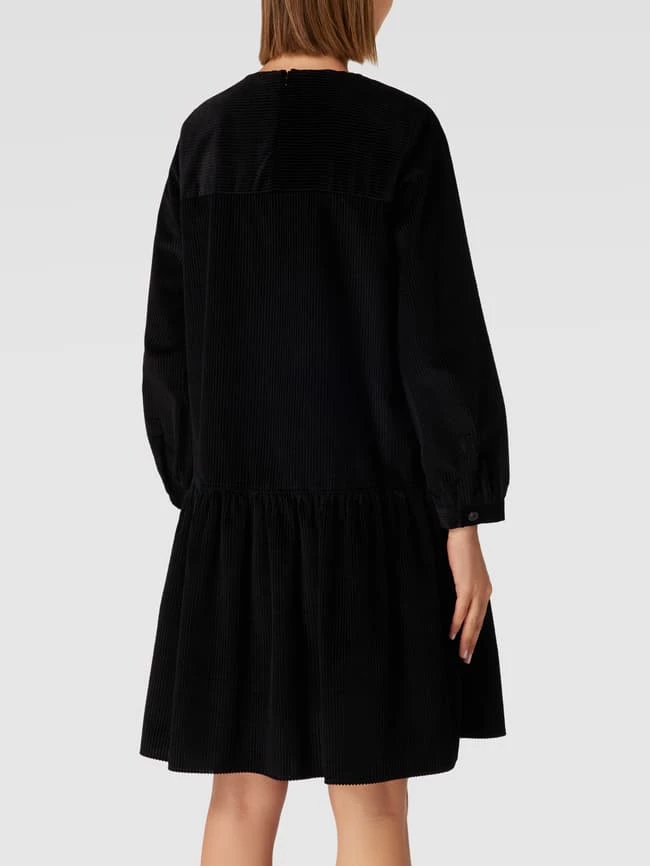 Weekend Max Mara Knielanges Kleid In Cord-Optik Modell 'Pancone' - Schwarz 7 Weekend Max Mara Knielanges Kleid In Cord-Optik Modell 'Pancone' - Schwarz – Bild 5