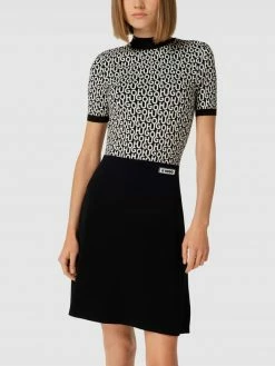 HUGO Knielanges Kleid Mit Allover-Label-Muster Modell 'Sadremmy' - Schwarz 10 HUGO Knielanges Kleid Mit Allover-Label-Muster Modell 'Sadremmy' - Schwarz -Polo Ralph Lauren Shop 8l842gpn70s34cqh8524ghpk696kqcqk6l1kighp8sr3ejpn95b54dq66gsj2ji29oqj8h2b756kggii9oo6ad9nc8p32oho6di68c9k74pmae9icdgj4p1jckr6ccpn6gsmap0