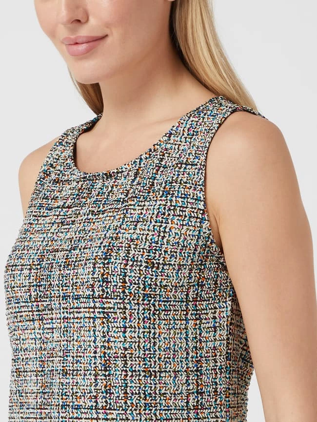 Apricot Etuikleid Aus Bouclé - Offwhite 5 Apricot Etuikleid Aus Bouclé - Offwhite – Bild 3