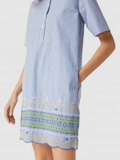 Tommy Hilfiger Knielanges Kleid Mit Lochstickereien - Bleu 9 Tommy Hilfiger Knielanges Kleid Mit Lochstickereien - Bleu -Polo Ralph Lauren Shop 98pl4l2m6pb4me236523gjqg84pkcc2k98rkeli39op3il216ko58l2k8l5lak2ha8pl0ipl717k2l2c94o6ce1nc8qj2cpjchh3ic9k60q30e1gckp66dr36hhj2dj470om2co