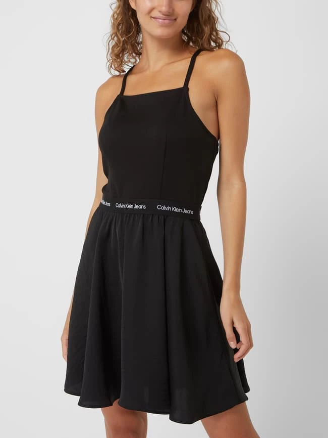 Calvin Klein Jeans Kleid Mit Modal-Anteil - Schwarz 6 Calvin Klein Jeans Kleid Mit Modal-Anteil - Schwarz – Bild 4