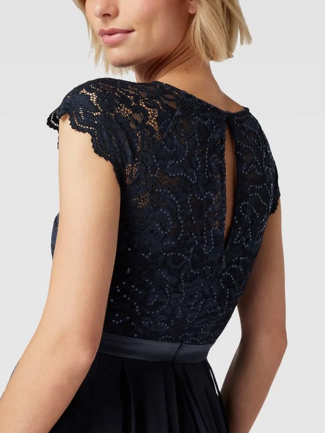 Jake*s Cocktail Cocktailkleid Mit Spitzenbesatz - Marineblau Meliert 5 Jake*s Cocktail Cocktailkleid Mit Spitzenbesatz - Marineblau Meliert – Bild 3