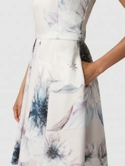 Swing Cocktailkleid Mit Floralem Muster - Rosé 9 Swing Cocktailkleid Mit Floralem Muster - Rosé -Polo Ralph Lauren Shop 9krkiji49h846kpg614l0ha3892k4hib6gsl8ci3a9858cpi9p0l0cq99t7kai9h8l450gq771930g9p9l3j6c1p74q6adpg70smacpk6ssj4ohl64o64p1hcdi38o9nc8o3ep0