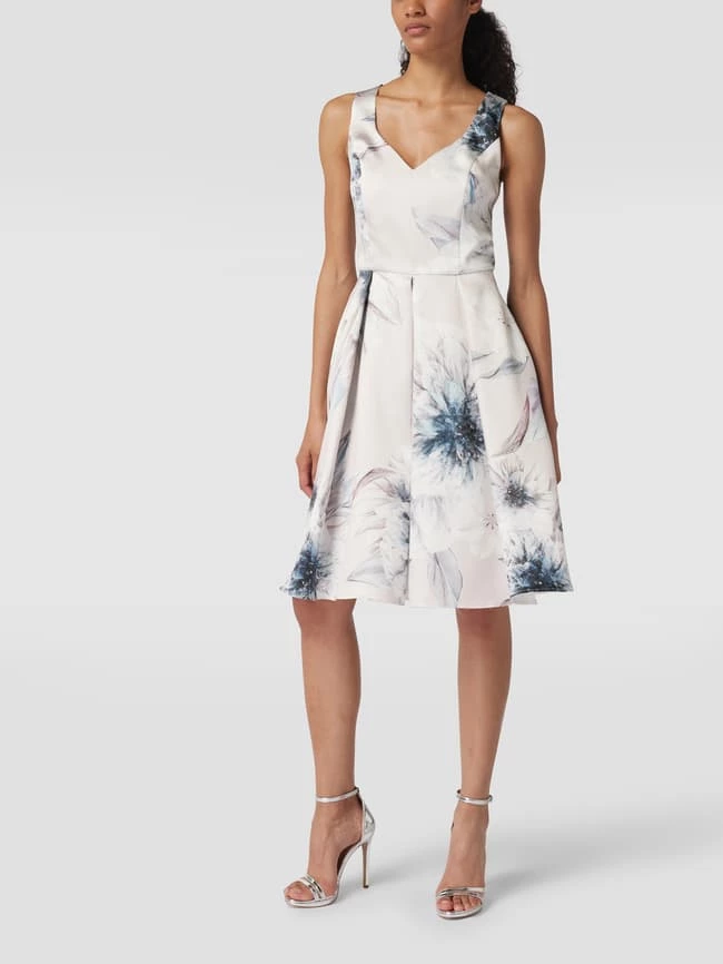 Swing Cocktailkleid Mit Floralem Muster - Rosé 3 Swing Cocktailkleid Mit Floralem Muster - Rosé