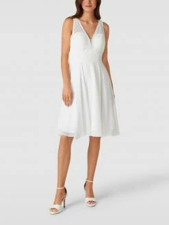 Luxuar Brautkleid In Knielänge Mit Taillenpasse - Offwhite