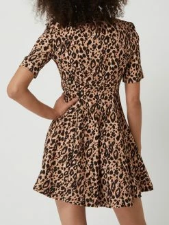 Versace Jeans Couture Kleid Mit Leopardenmuster - Mittelbraun 10 Versace Jeans Couture Kleid Mit Leopardenmuster - Mittelbraun -Polo Ralph Lauren Shop adb36cqa91238hqb6l7jal2a91akgg9m7574qki69p442jq66h4l0c2i6gs42eai85ajcjhn9h4l2lim74o36p1icdj6aohp6dgm8phkcpgjee31cosmacb670rj6or2ccrm4e0