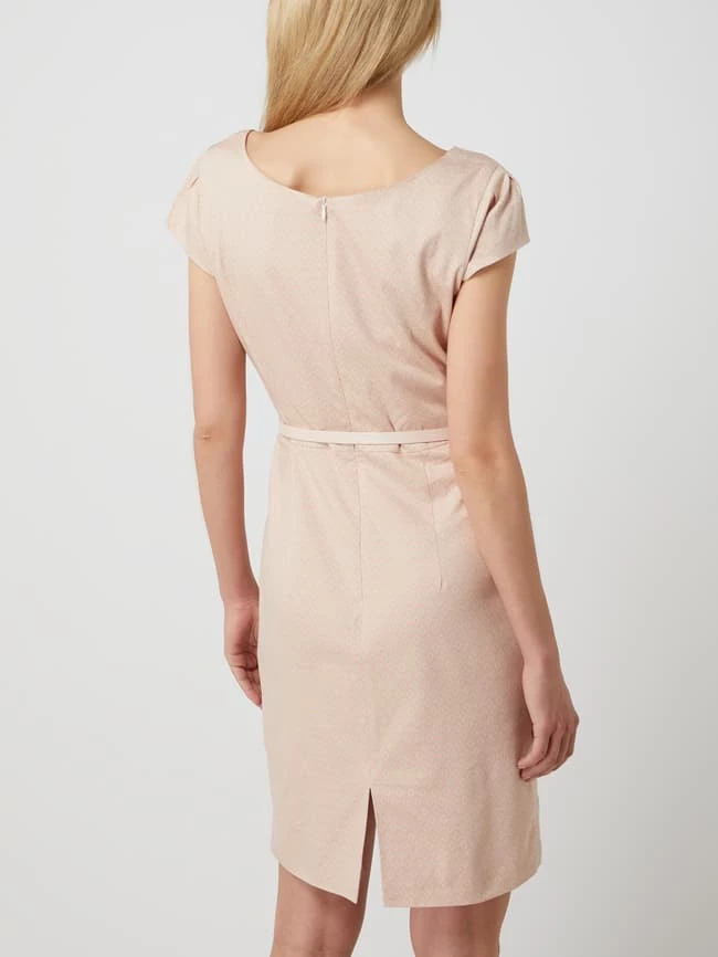 BETTY & CO WHITE Etuikleid Mit Taillengürtel - Hellrosa 7 BETTY & CO WHITE Etuikleid Mit Taillengürtel - Hellrosa – Bild 5