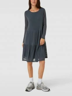 Montego Knielanges Kleid In Schimmernder Optik Modell 'Glitzer' - Silber