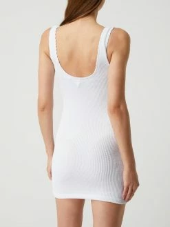 Guess Strandkleid Mit Rippenstruktur - Weiß 11 Guess Strandkleid Mit Rippenstruktur - Weiß -Polo Ralph Lauren Shop ap8jic2661932daj6goj0jqf99akqc226gokcda66l13ed228l1l2kqh94o4qe1o6p444dik6l732dhp9ko64opi64p36ohn6cs68chk6lgjge1gcdijaob36lh3cchjchj3apg